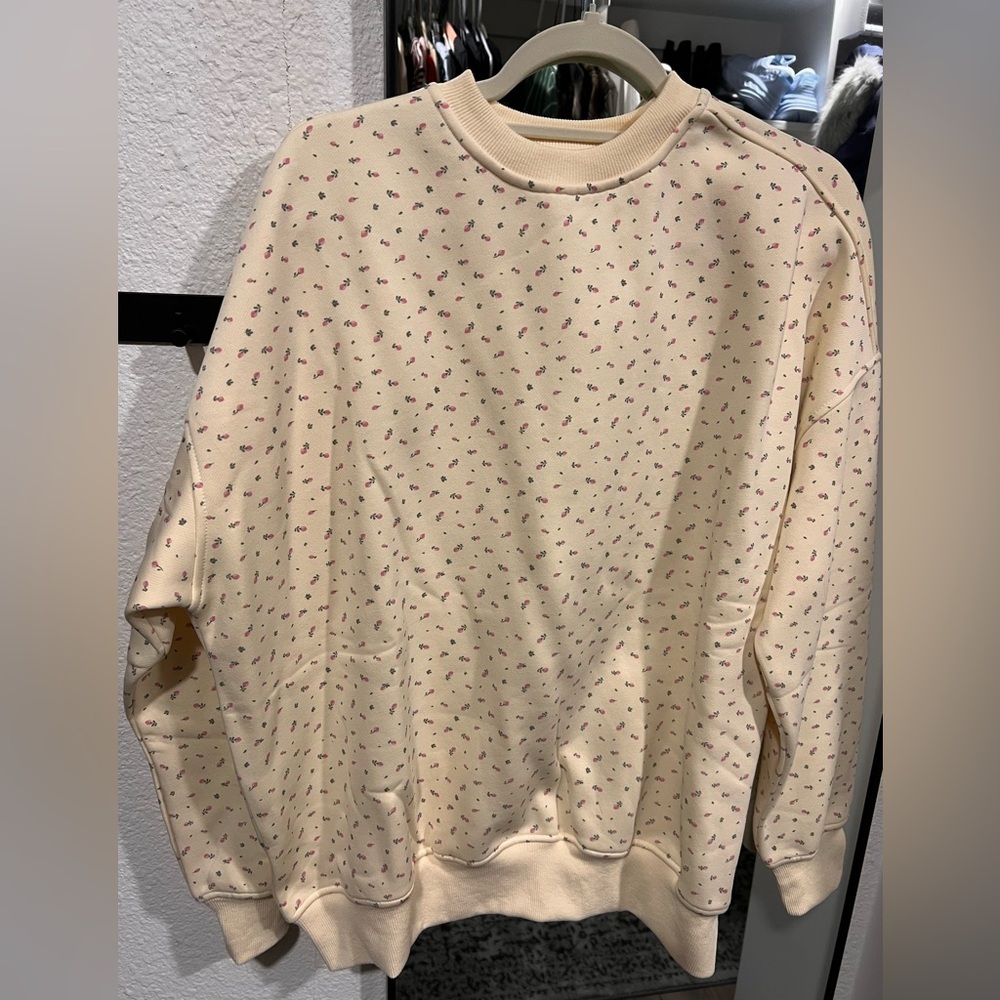 Cream Floral-Print Crewneck Sweatshirt